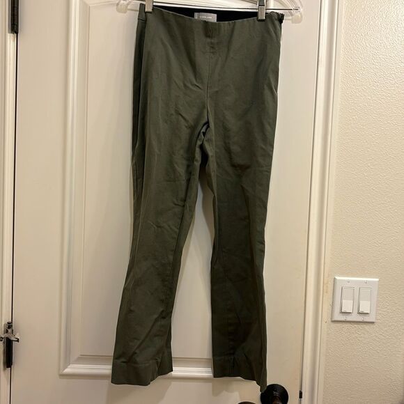 Everlane woman's army green slacks with a side zipper - Picture 1 of 7